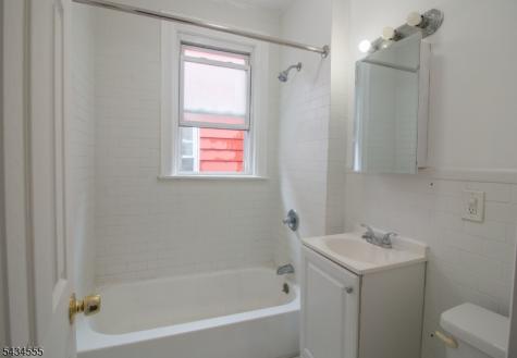 89 Van Nostrand Avenue Jersey City NJ 07305