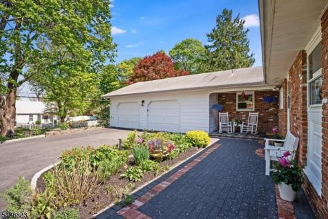 4 Hillcrest Avenue Mendham NJ 07945