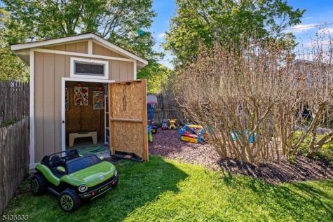 4 Hillcrest Avenue Mendham NJ 07945
