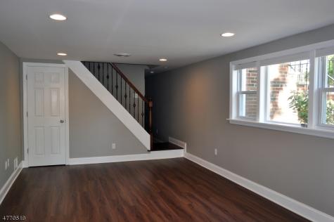 176 Yawpo Avenue Oakland NJ 07436