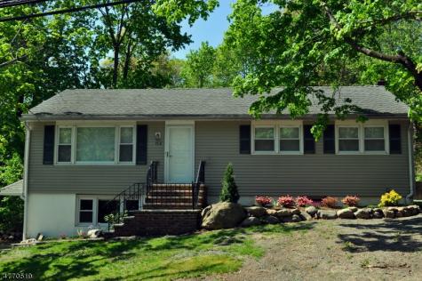 176 Yawpo Avenue Oakland NJ 07436