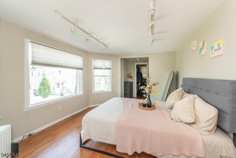 39 Midland Avenue Montclair NJ 07042