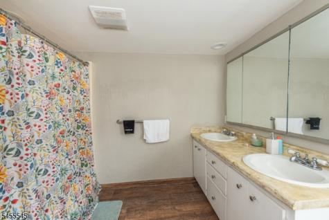 39 Midland Avenue Montclair NJ 07042