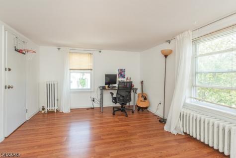 39 Midland Avenue Montclair NJ 07042