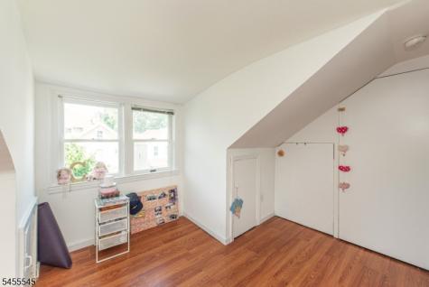 39 Midland Avenue Montclair NJ 07042