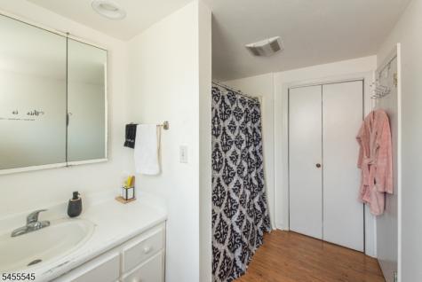 39 Midland Avenue Montclair NJ 07042