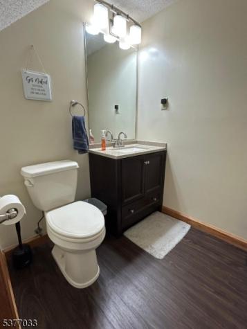 45 Burlington Court Hamburg NJ 07419