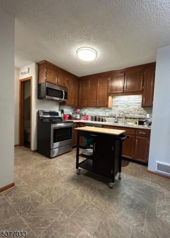 45 Burlington Court Hamburg NJ 07419