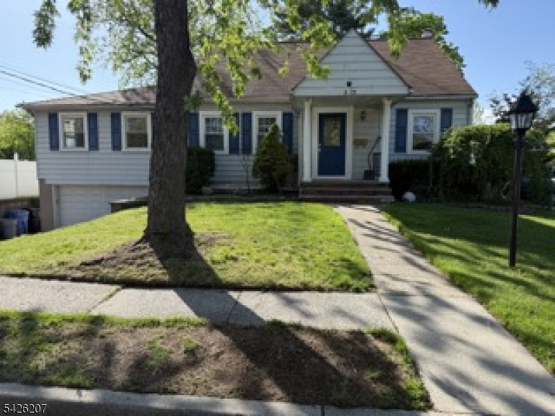 95 Westview Avenue Paramus NJ 07652