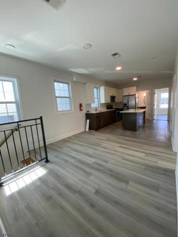 334 Bond Street Elizabeth NJ 07206