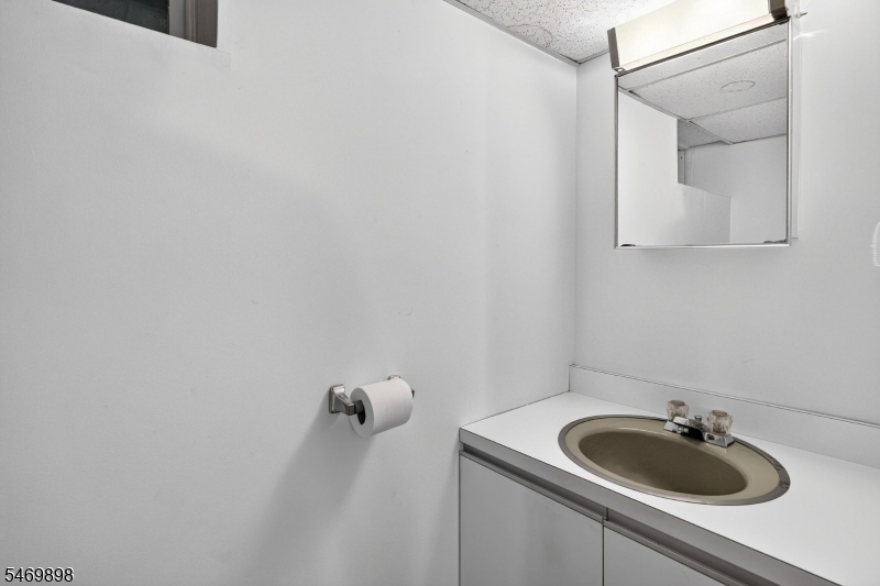 37 Gray Street Montclair NJ 07042