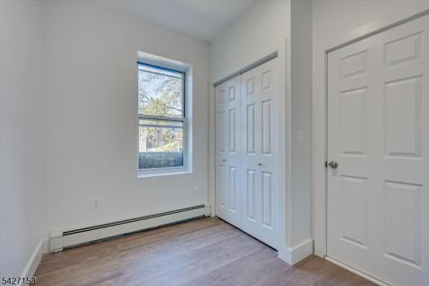 520 E Jersey Street Elizabeth NJ 07206