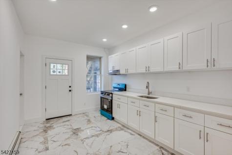 520 E Jersey Street Elizabeth NJ 07206