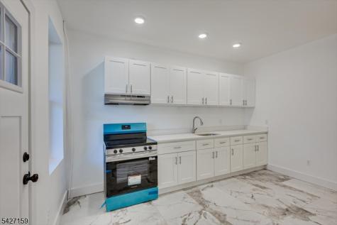 520 E Jersey Street Elizabeth NJ 07206
