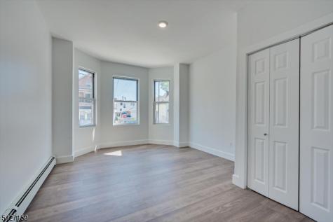 520 E Jersey Street Elizabeth NJ 07206
