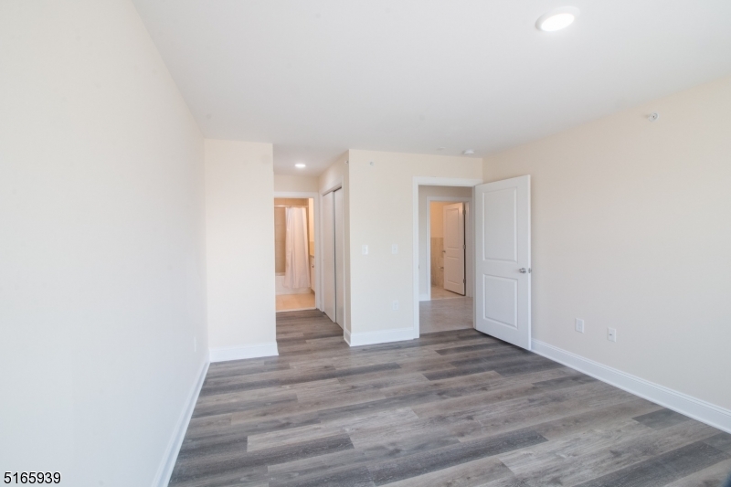 1664 Stuyvesant Avenue Union NJ 07083