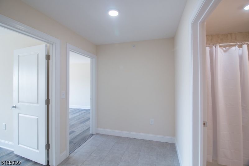 1664 Stuyvesant Avenue Union NJ 07083