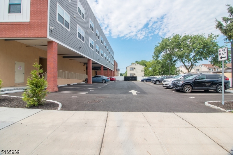 1664 Stuyvesant Avenue Union NJ 07083