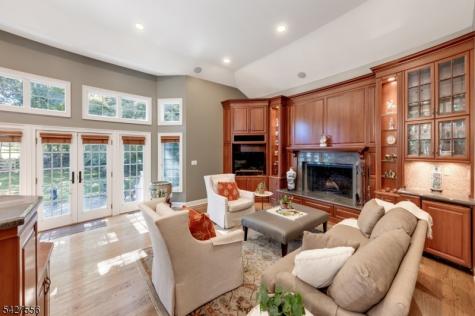 7 Byron Road Millburn NJ 07078