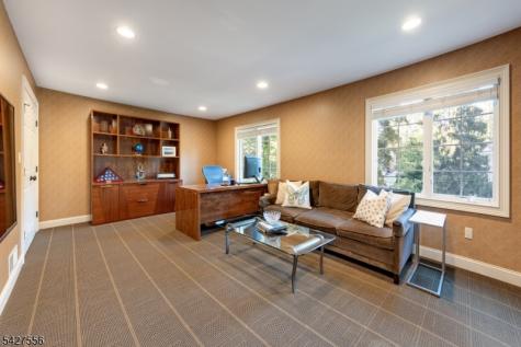 7 Byron Road Millburn NJ 07078