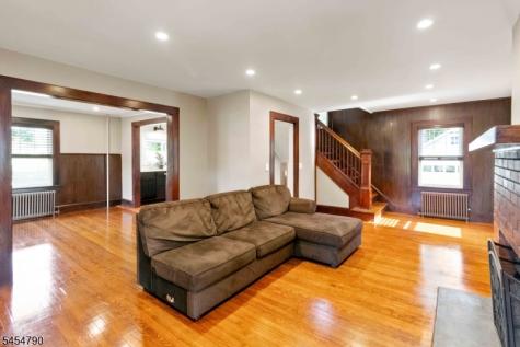 25 Rosedale Avenue Morris Plains NJ 07950
