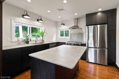 25 Rosedale Avenue Morris Plains NJ 07950