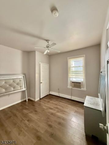 1084 Sanford Avenue Irvington NJ 07111