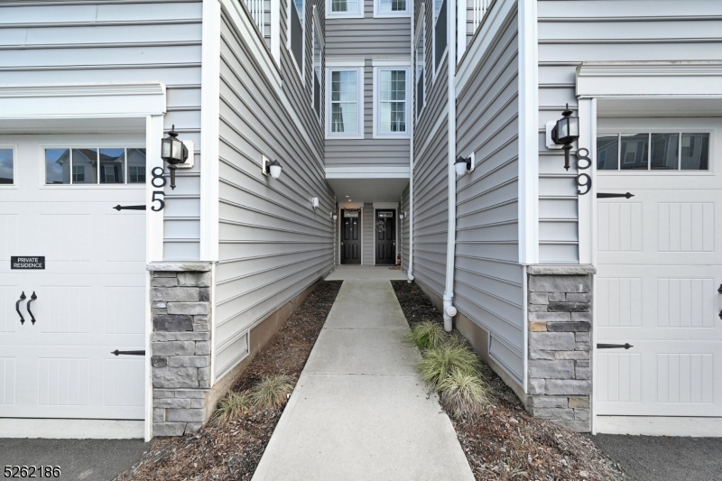 83 Sequoia Drive Cedar Grove NJ 07009