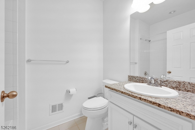 83 Sequoia Drive Cedar Grove NJ 07009
