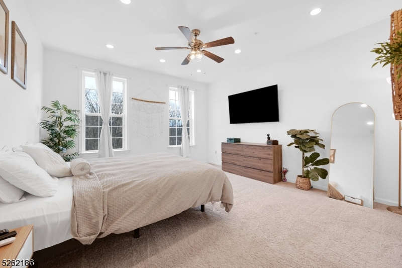83 Sequoia Drive Cedar Grove NJ 07009