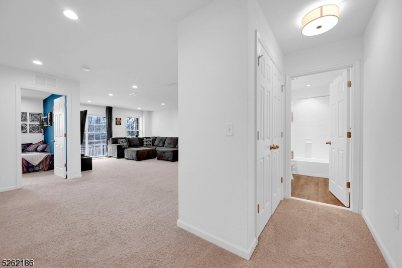 83 Sequoia Drive Cedar Grove NJ 07009