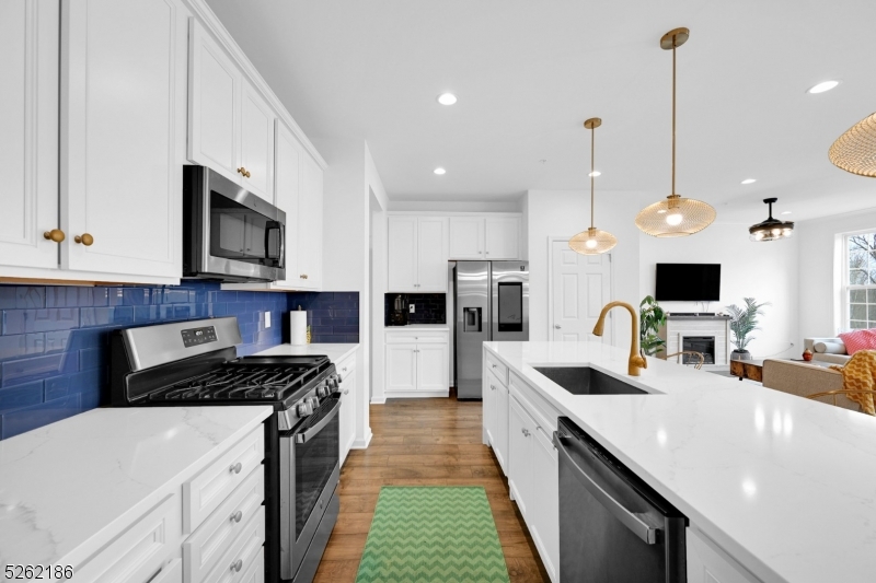 83 Sequoia Drive Cedar Grove NJ 07009