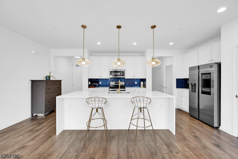 83 Sequoia Drive Cedar Grove NJ 07009