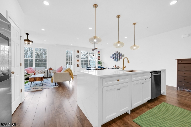 83 Sequoia Drive Cedar Grove NJ 07009