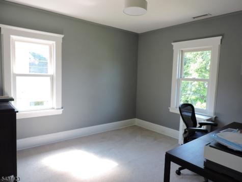 186 Godwin Avenue Ridgewood Village NJ 07450