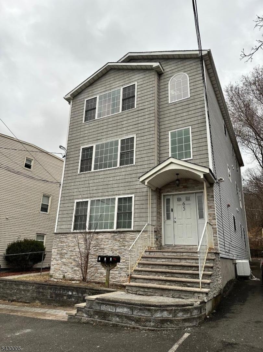 63 Garret Street Paterson NJ 07501