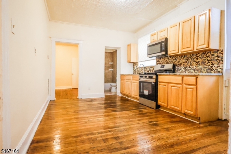 132 Telford Street Newark NJ 07106