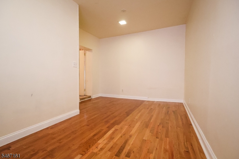 132 Telford Street Newark NJ 07106