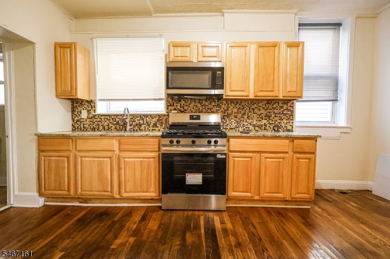 132 Telford Street Newark NJ 07106