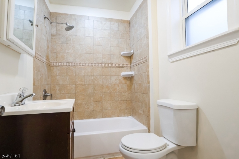 132 Telford Street Newark NJ 07106