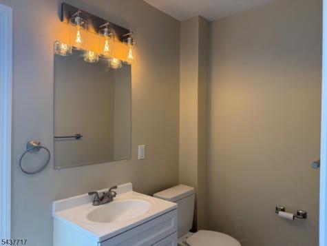 28 Diller Avenue Newton NJ 07860