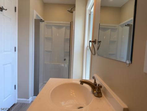 28 Diller Avenue Newton NJ 07860