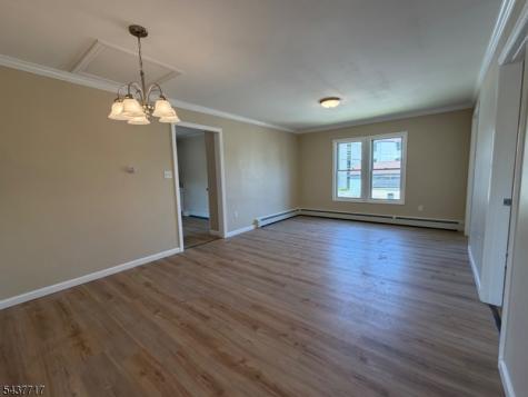 28 Diller Avenue Newton NJ 07860