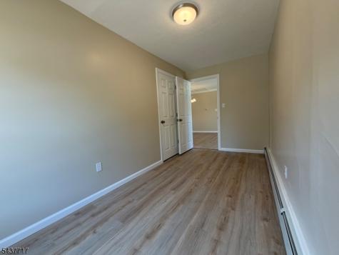 28 Diller Avenue Newton NJ 07860