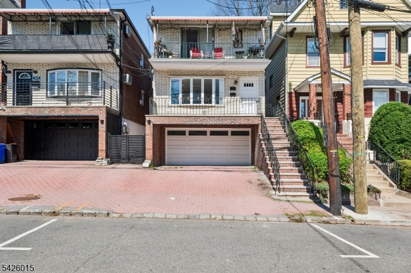 7807 Park Avenue North Bergen NJ 07047