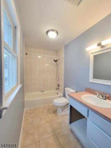 154 Norwood Avenue Lodi NJ 07644