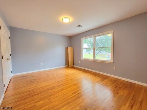 154 Norwood Avenue Lodi NJ 07644