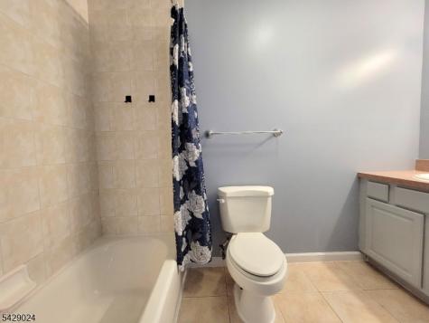 154 Norwood Avenue Lodi NJ 07644