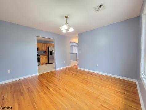 154 Norwood Avenue Lodi NJ 07644