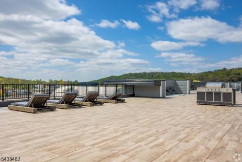 555 Northfield Avenue West Orange NJ 07052
